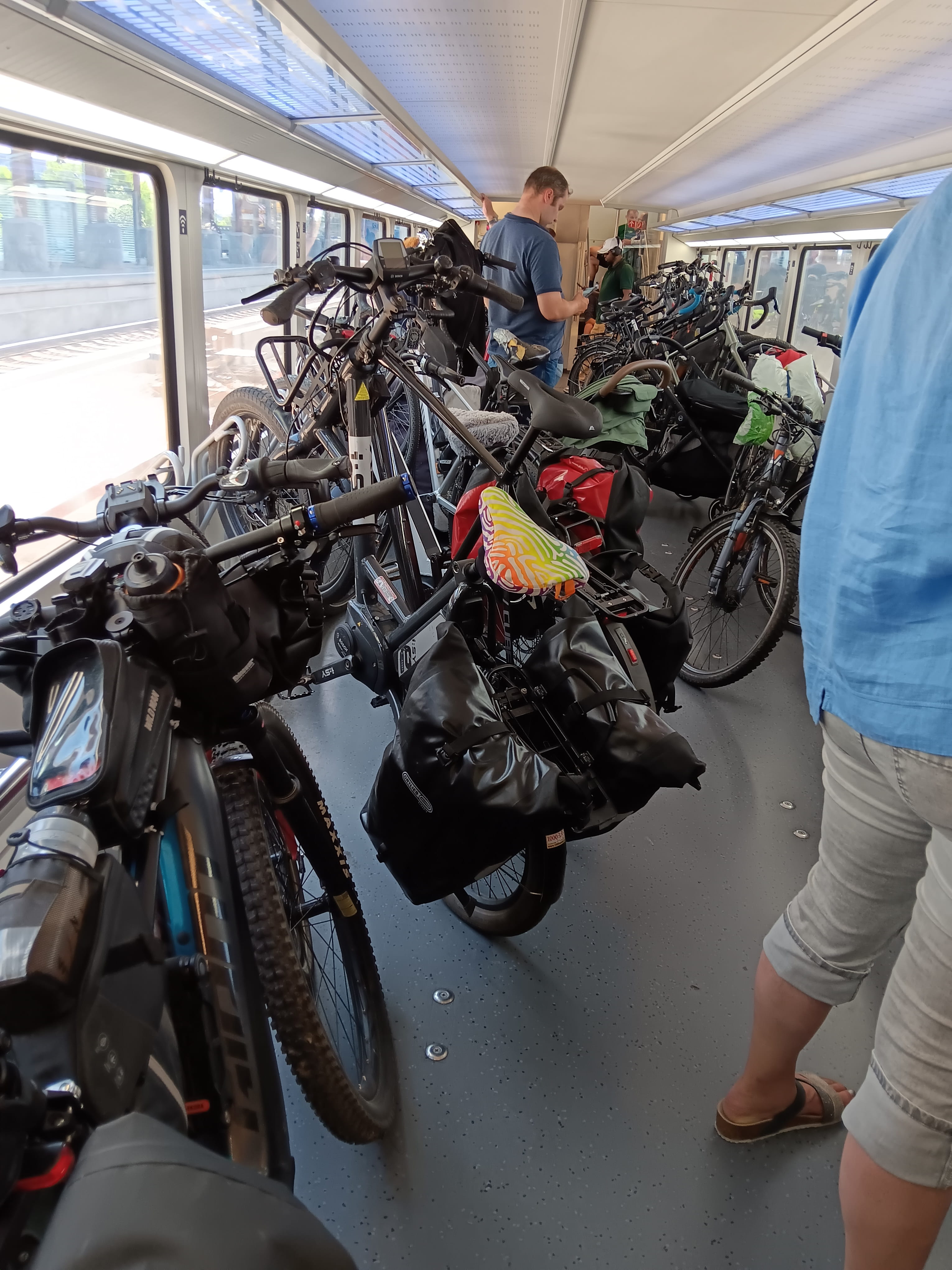 Waggon mit Fahrrädern
